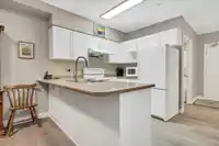 401 16068 83 AVENUE - thumbnail 4