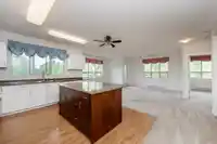 311 16068 83 AVENUE - thumbnail 5