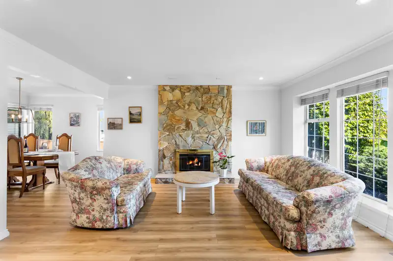 12201 67A AVENUE - photo 3 of 25