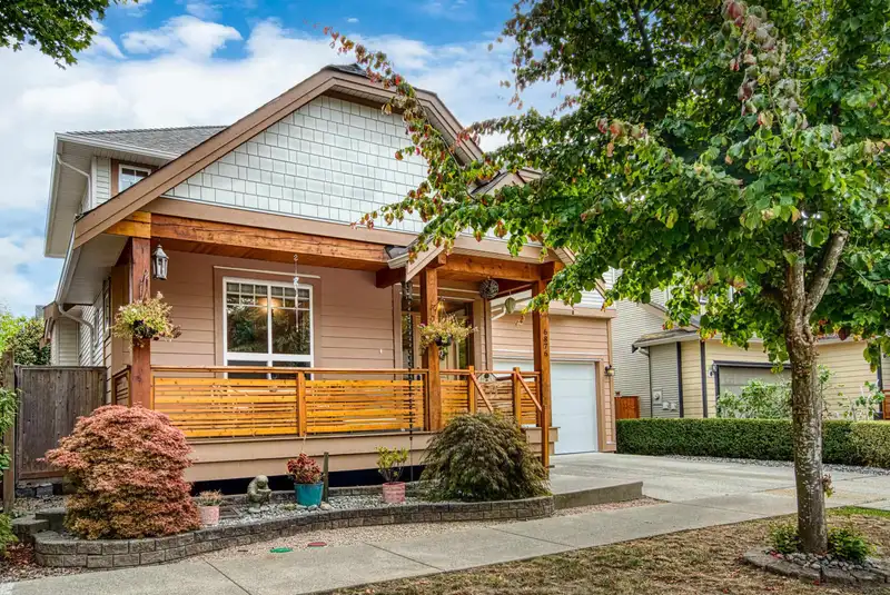6876 192A STREET - photo 1 of 25
