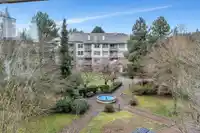 416 15210 GUILDFORD DRIVE - thumbnail 30