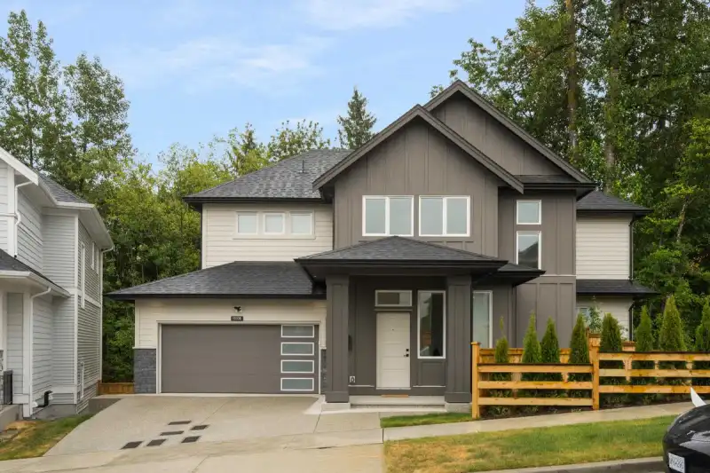 10108 ELDERBERRY CRESCENT - photo 1 of 40