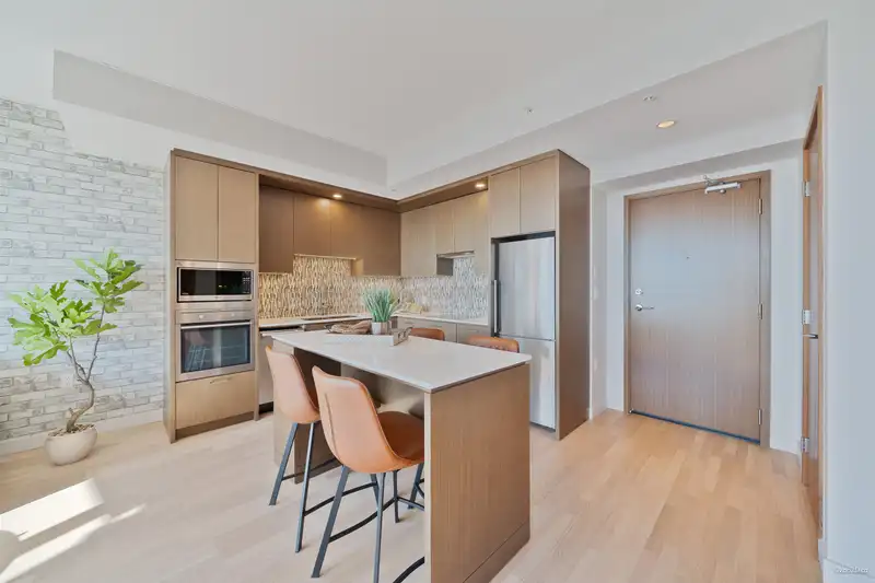 4807 13495 CENTRAL AVENUE - photo 4 of 31