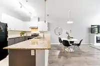301 15385 101A AVENUE - thumbnail 11