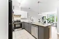 301 15385 101A AVENUE - thumbnail 15