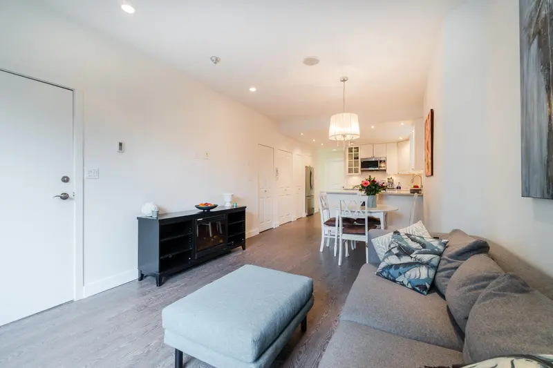 A 3546 POINT GREY ROAD - photo 4 of 25