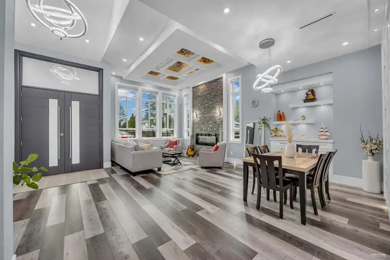 9590 125 STREET - photo 2 of 40
