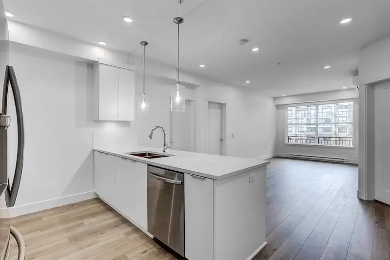 311 11865 227 STREET - photo 2 of 25