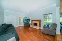 5778 125A STREET - thumbnail 19