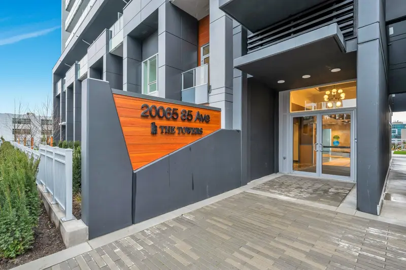 1606 20065 85 AVENUE - photo 2 of 25