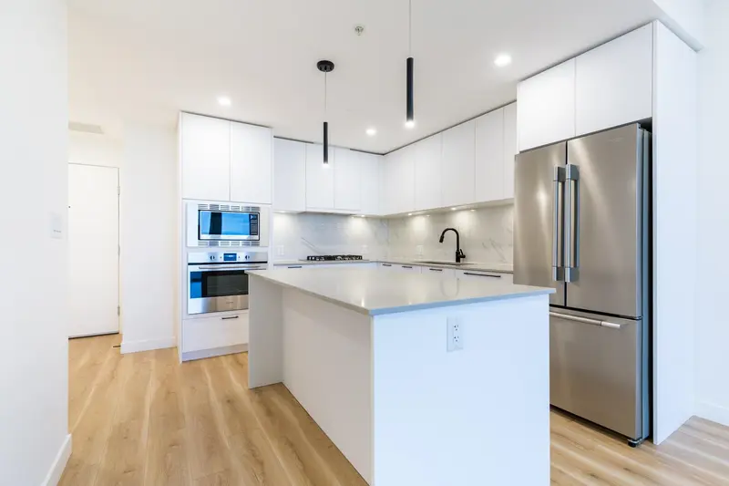 1606 20065 85 AVENUE - photo 3 of 25