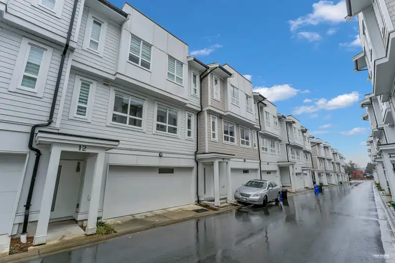 12 8181 135A STREET - photo 3 of 35