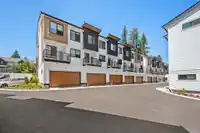 16 17538 100 AVENUE - thumbnail 1