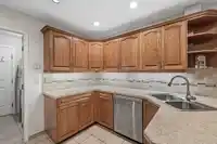 67 6140 192 STREET - thumbnail 13
