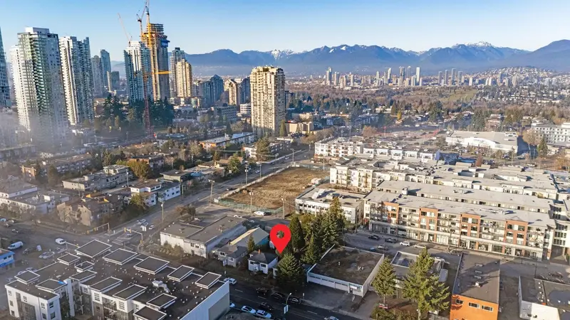 5263 IMPERIAL STREET - photo 3 of 13