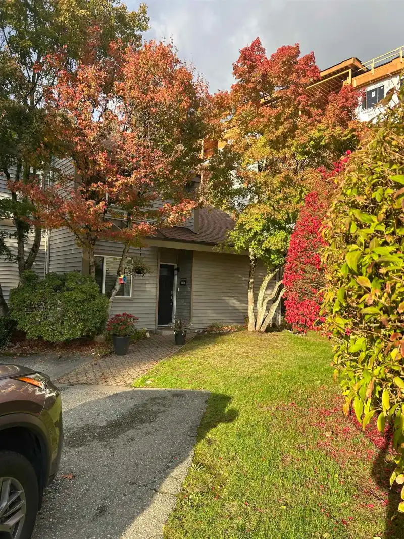 6276 W GREENSIDE DRIVE - photo 1 of 3