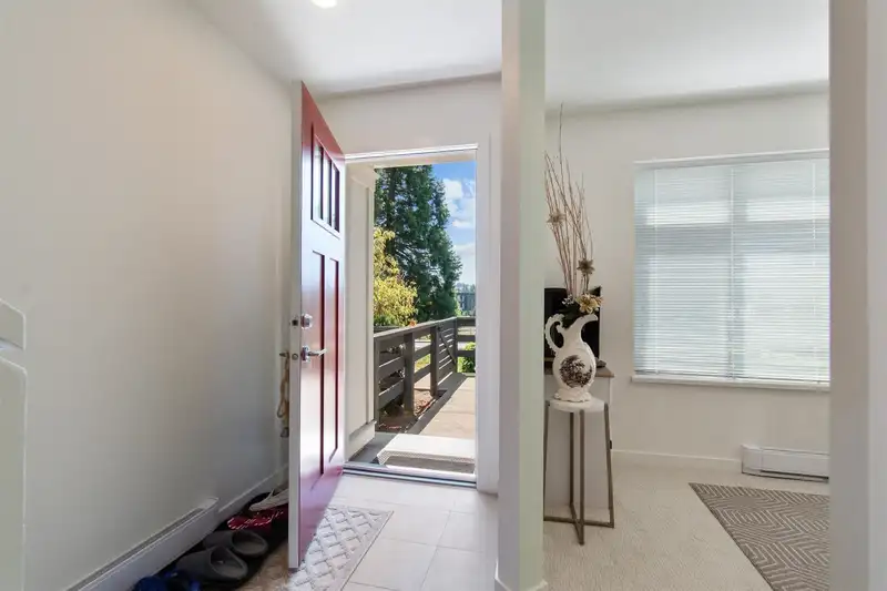 17 15235 SITKA DRIVE - photo 3 of 27
