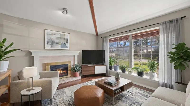 8891 157 STREET - photo 4 of 28