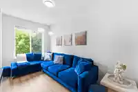67 9718 161A STREET - thumbnail 11
