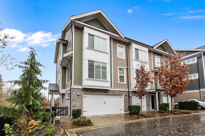 9 21150 76A AVENUE - photo 1 of 25