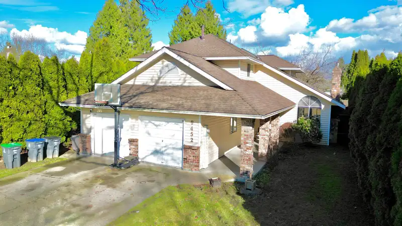 9452 157A STREET - photo 1 of 25