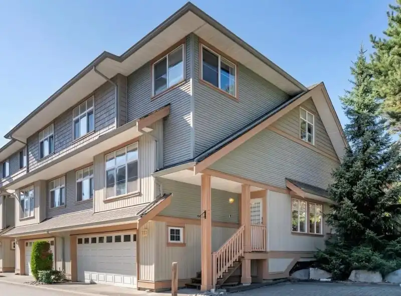 57 7518 138 STREET - photo 1 of 14