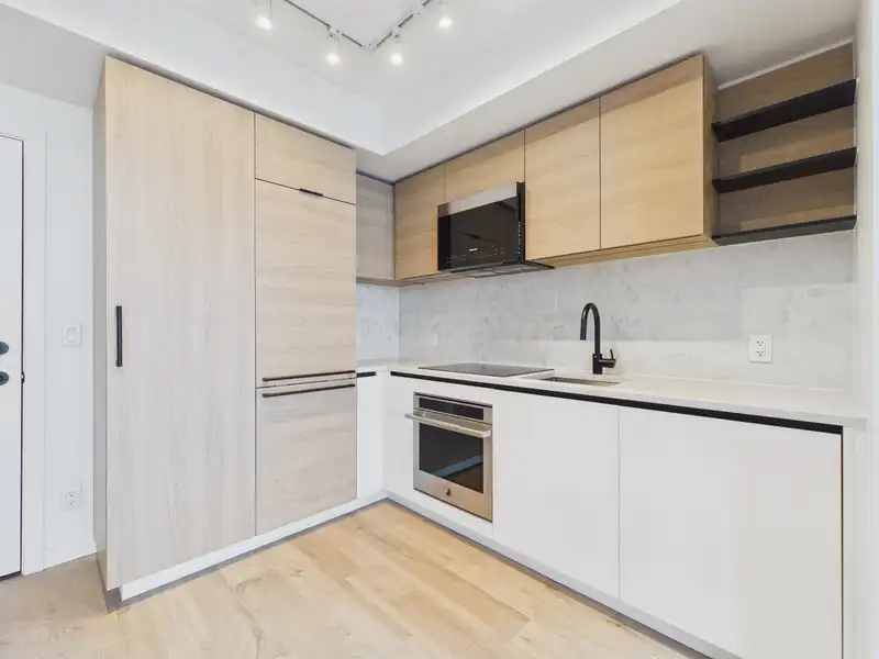 3111 10448 UNIVERSITY DRIVE - photo 2 of 16
