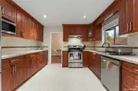 8986 146A STREET - thumbnail 13