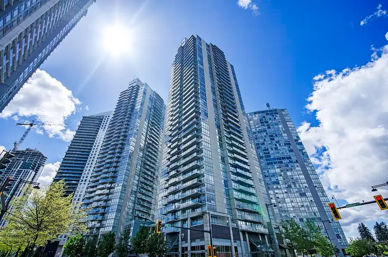 3407 13688 100 AVENUE - photo 1 of 19