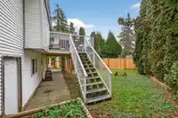 8927 146A STREET - thumbnail 22