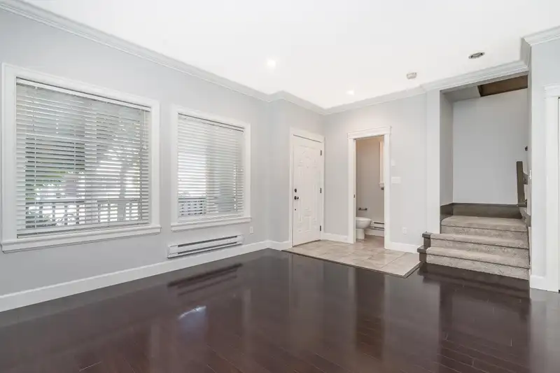 19090 68 AVENUE - photo 3 of 40