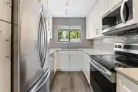 105 9264 122 STREET - thumbnail 11