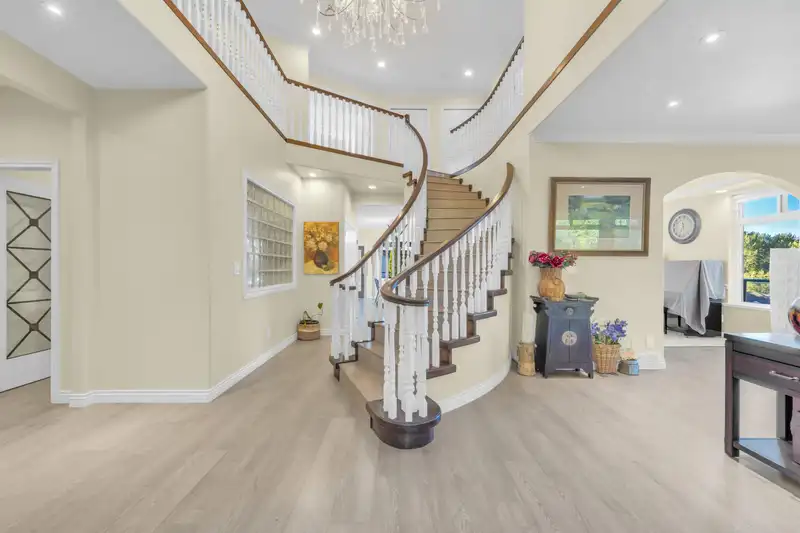 11282 159B STREET - photo 2 of 28