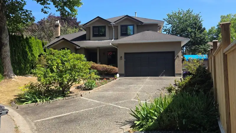 14166 84B AVENUE - photo 1 of 23