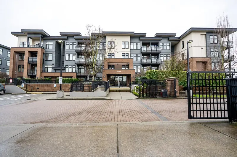 103 20058 FRASER HIGHWAY - photo 1 of 25