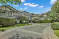 207 6385 121 STREET - thumbnail 2