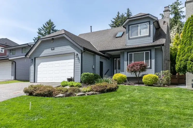 7939 138A STREET - photo 1 of 36