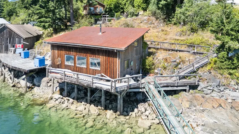 4371 FRANCIS PENINSULA ROAD - photo 4 of 25