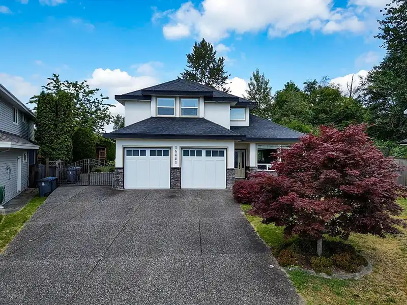 16441 GLENSIDE COURT - photo 2 of 30