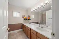 6 8078 KING GEORGE BOULEVARD - thumbnail 18