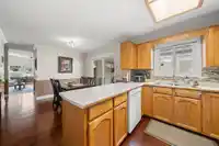 6 8078 KING GEORGE BOULEVARD - thumbnail 6