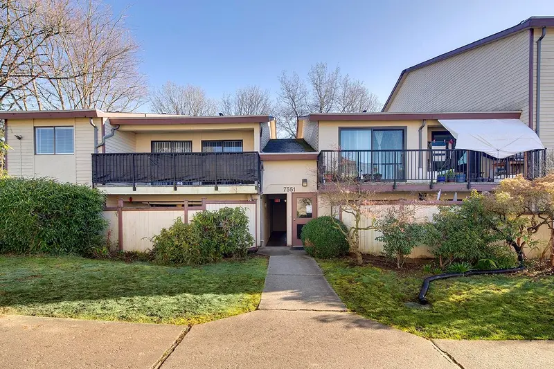 5 7551 HUMPHRIES STREET - photo 1 of 25