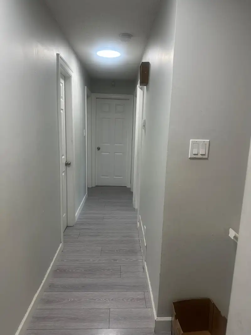 18254 N 56A AVENUE - photo 4 of 22