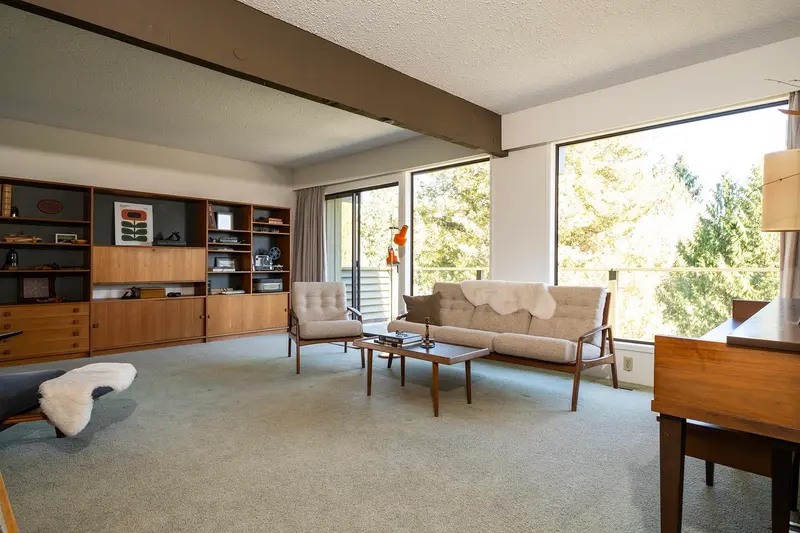 670 FAIRMONT ROAD - photo 2 of 25