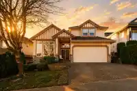 6761 145A STREET - thumbnail 1