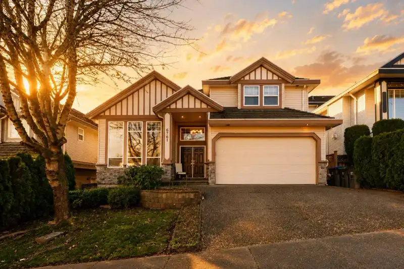 6761 145A STREET - photo 1 of 18