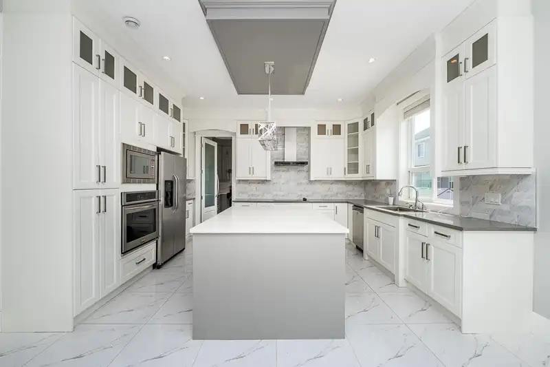 14516 110A AVENUE - photo 4 of 26