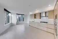 2404 9887 WHALLEY BOULEVARD - thumbnail 14