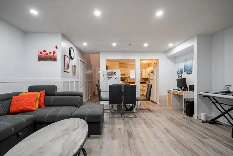 208 13632 67 AVENUE - photo 4 of 11