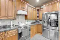 14851 67A AVENUE - thumbnail 15